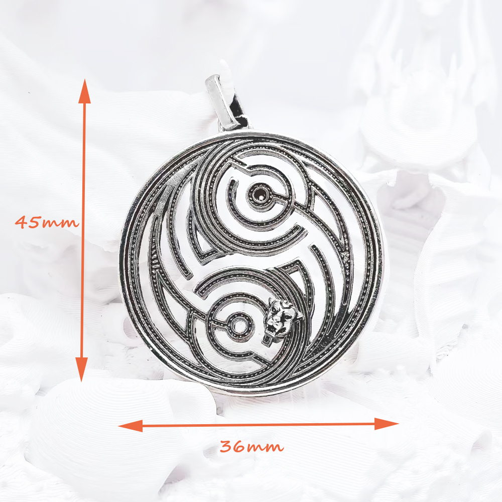 Panther Maze Round Pendant Bra - đánh giá và giá Men'S Accessories Jewelry Brands